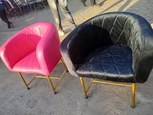 Styling Manicure Chairs