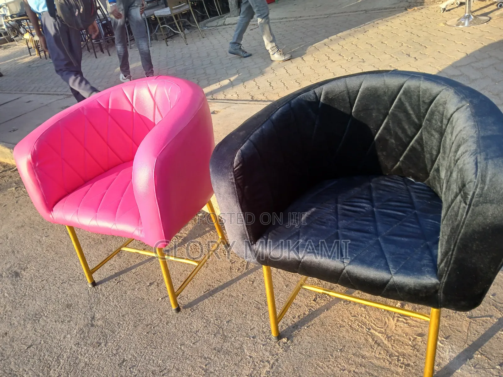 Styling Manicure Chairs