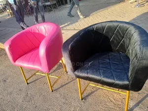 Styling Manicure Chairs