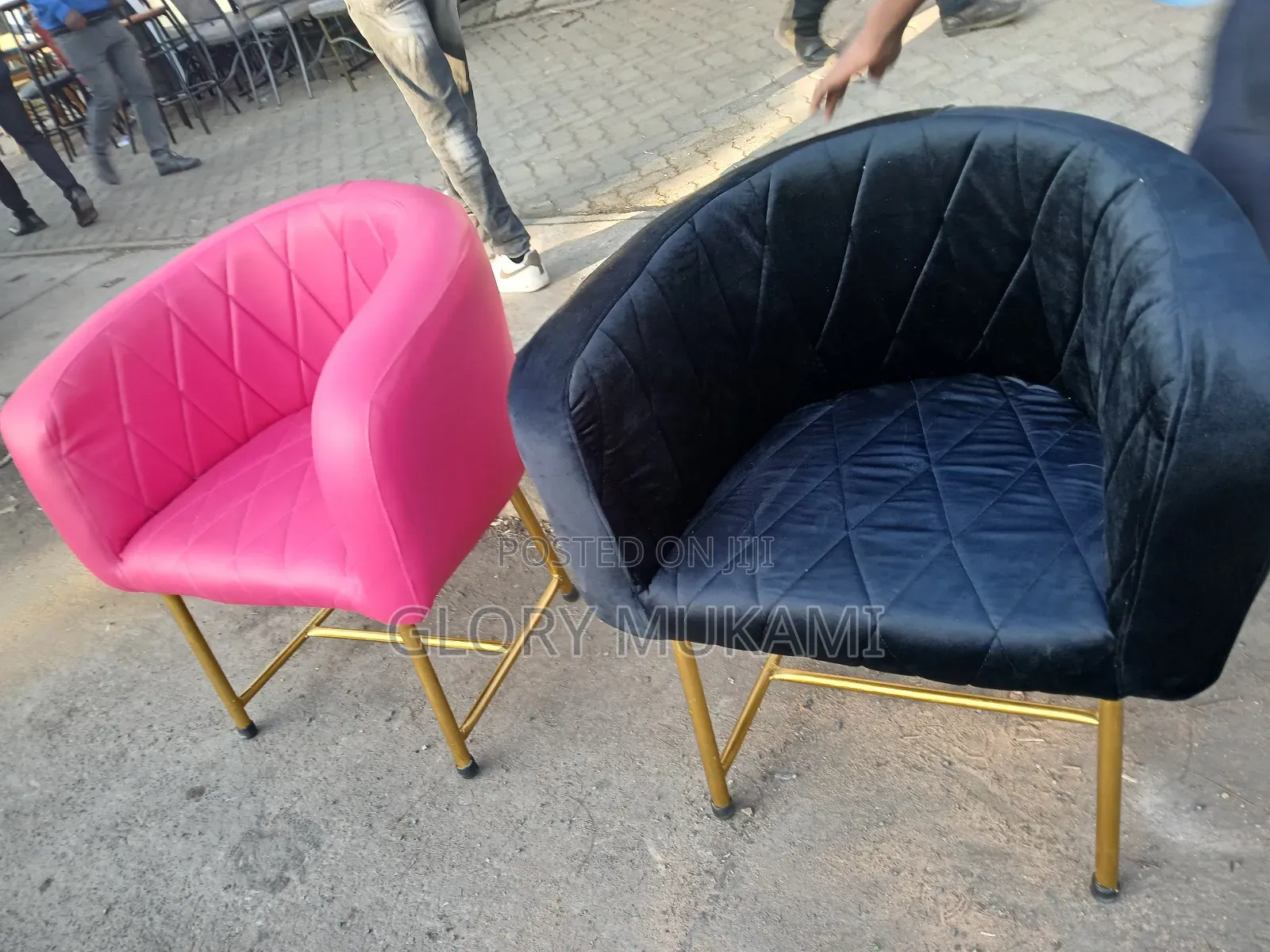Styling Manicure Chairs