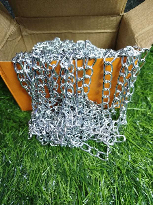 Hanging Chain - thumbnail 2