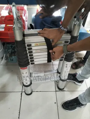 Foldable Telescopic Ladder 7.6m