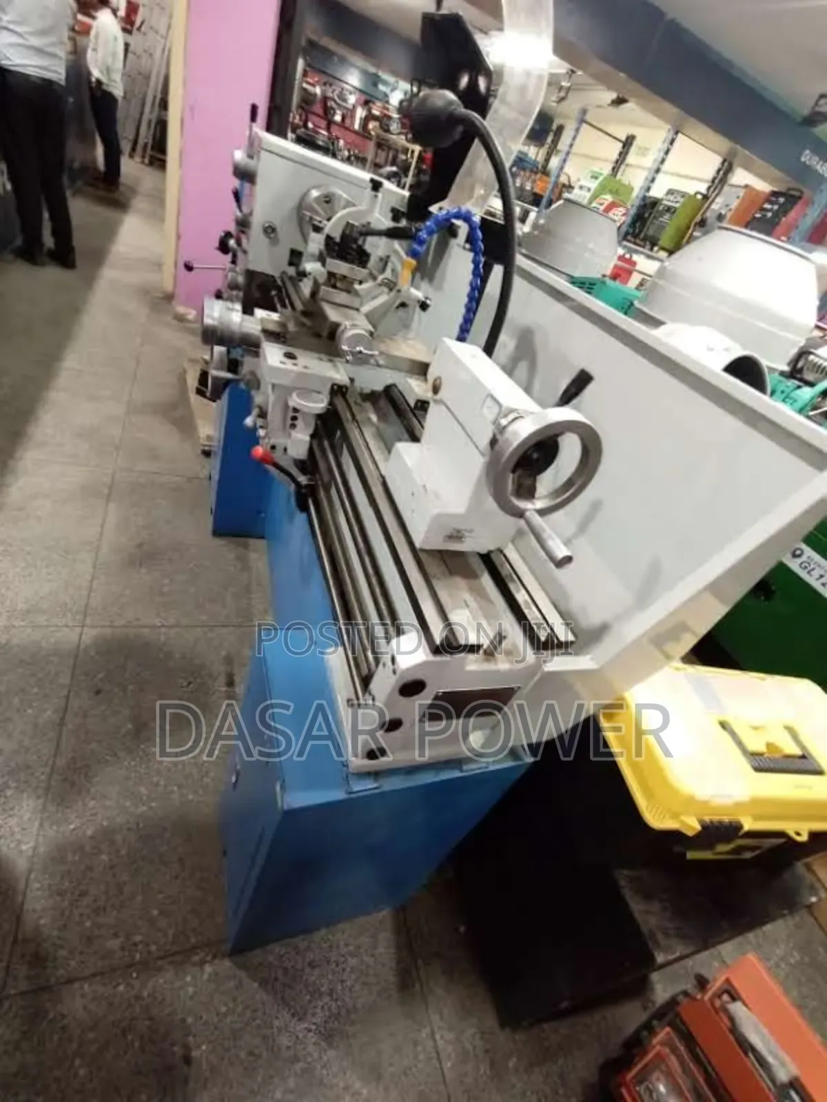 Ml 330 Metal Lathe Machine.