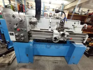 Ml 330 Metal Lathe Machine.