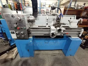 Ml 330 Metal Lathe Machine.