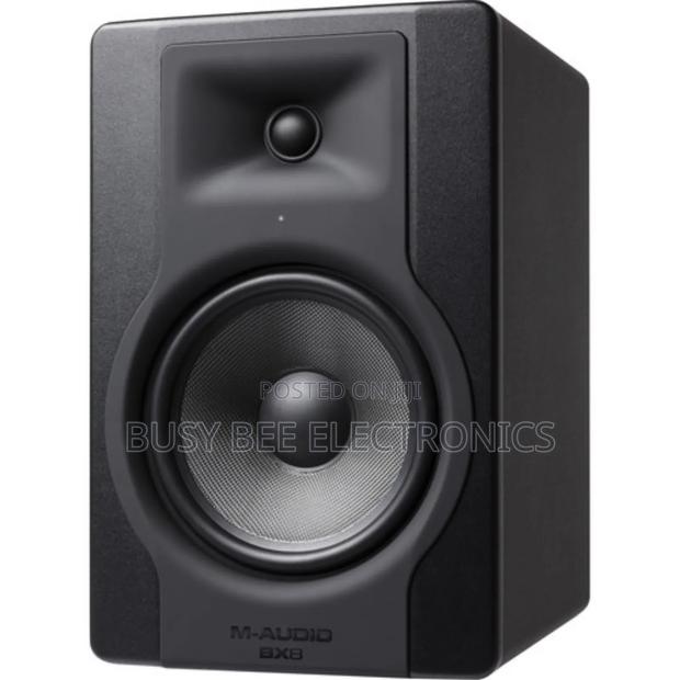 M-Audio Bx8 D3 8′′ 2-Way 150w Powered Studio Monitor