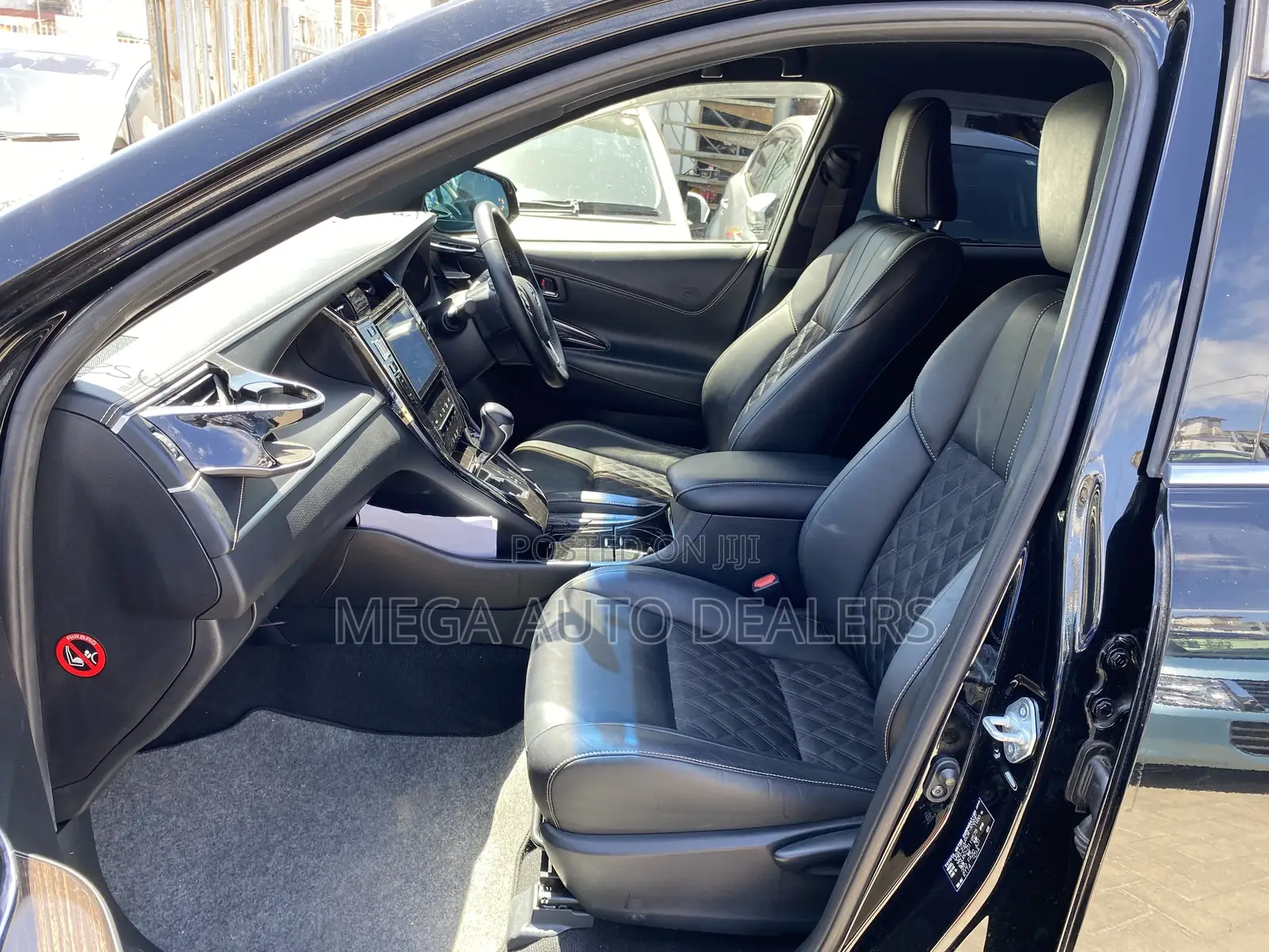 Toyota Harrier 2018 Matt Black