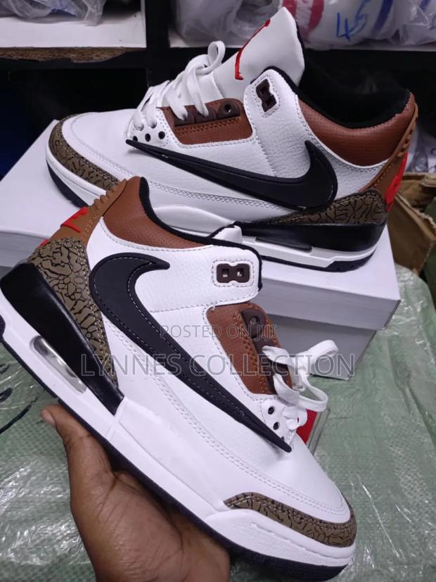 Air Jordan 3 Sneakers - thumbnail 3