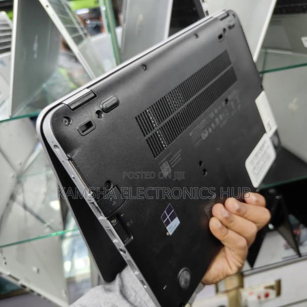 Laptop HP EliteBook 820 G3 8GB Intel Core I7 SSD 256GB - thumbnail 2