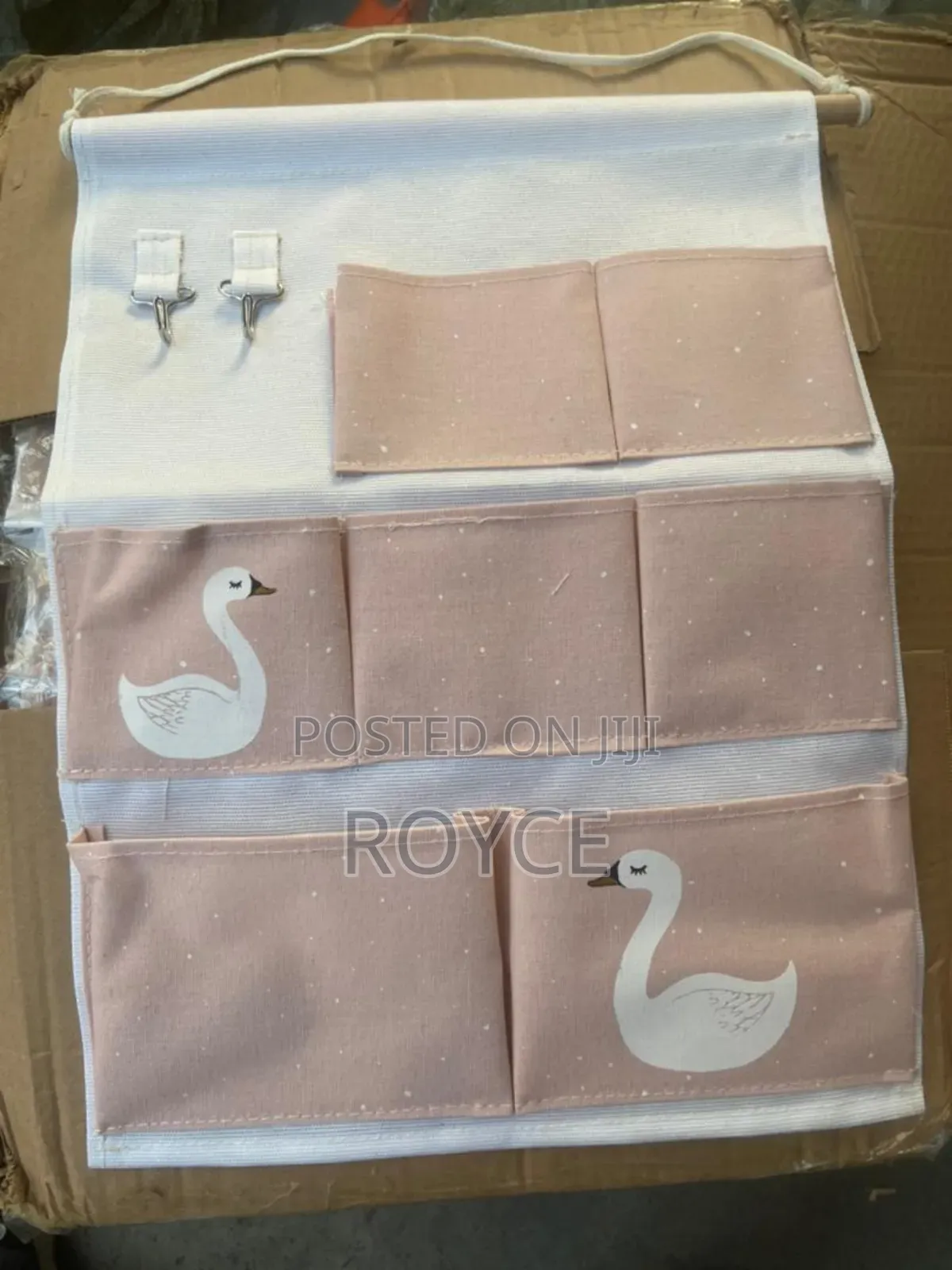 7 Pockets Fabric Hanging Organizer