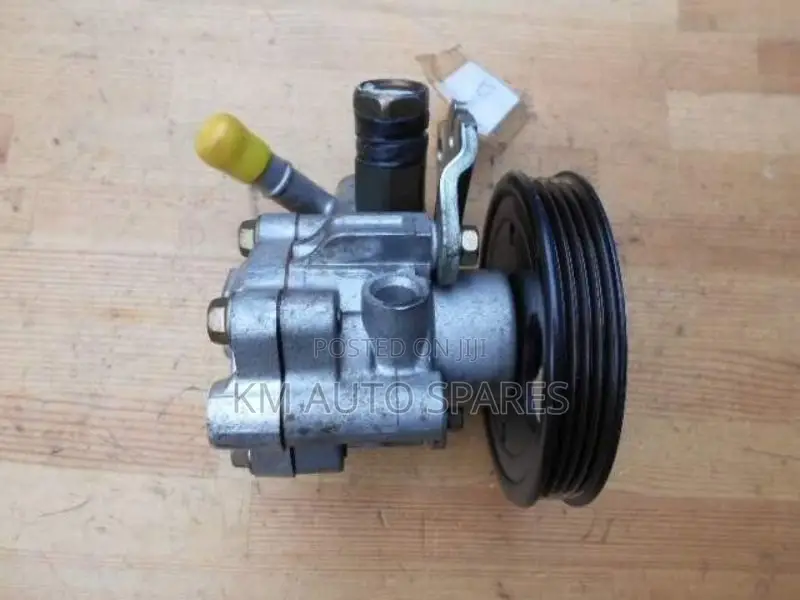 Nissan GA15 Power Steering Pump for Wingroad, FB14, FB15.