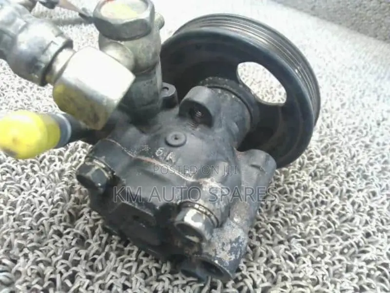 Nissan GA15 Power Steering Pump for Wingroad, FB14, FB15.