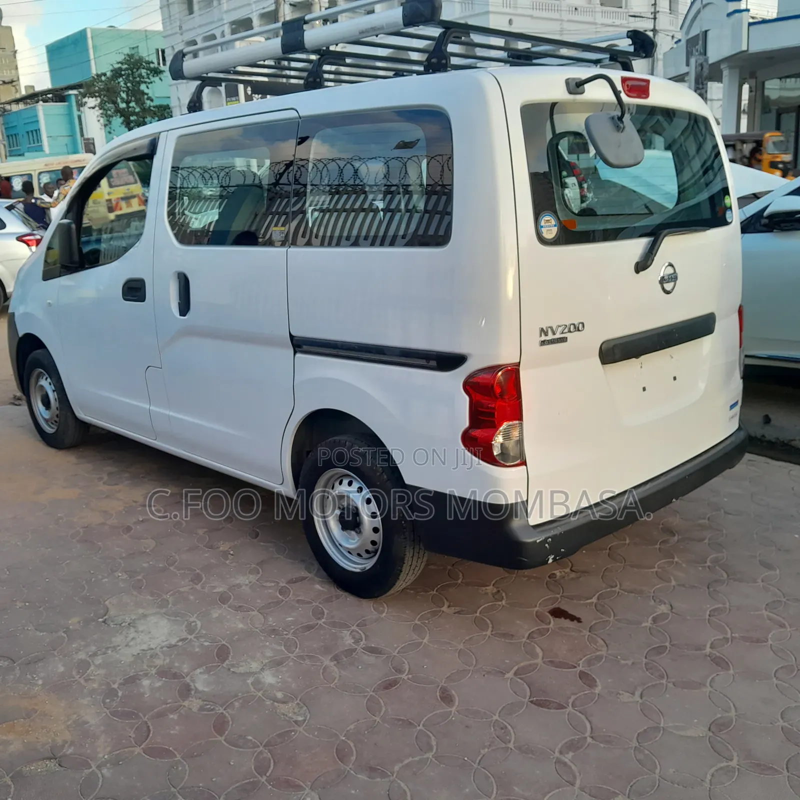 Nissan NV200 2017 White