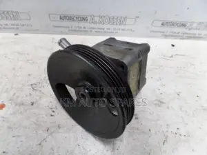 Nissan QG18 Power Steering Pump for Wingroad, Tiida, FB15.