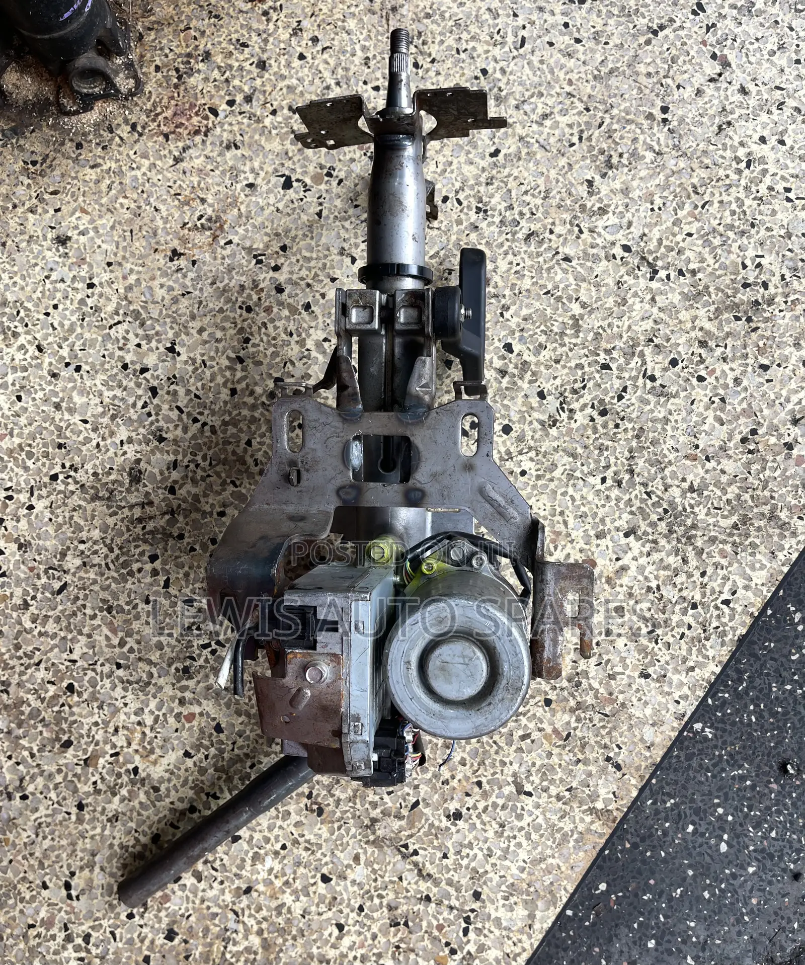 Nissan Xtrail NT31 Serena Steering Column