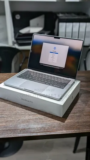 New Laptop Apple MacBook Pro 16GB Apple M3 SSD 1T