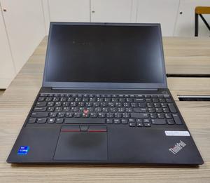Laptop Lenovo Thinkpad E15 8GB Intel Core I7 SSD 512GB - main view