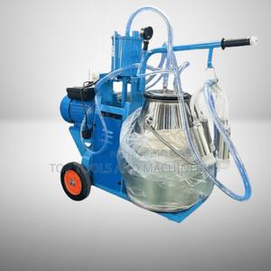 Portable Heavy Duty Single Cylinder Cow Milking Machine - thumbnail 2