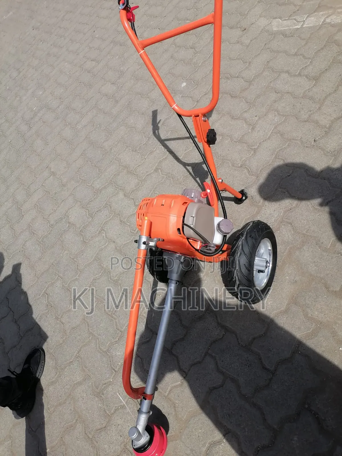 Trolley Driven Gasoline Brushcutter Heavy Duty .