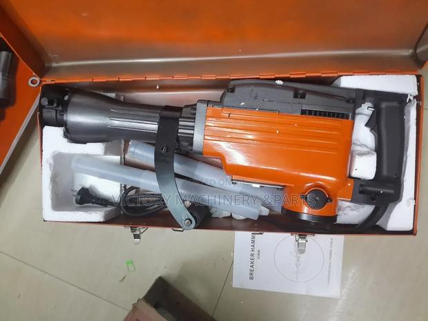 Demolition Hammer