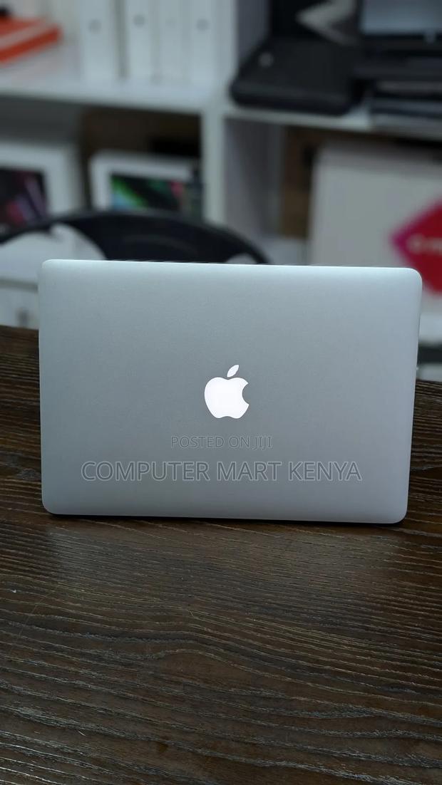 Laptop Apple MacBook Pro 16GB Intel Core I5 SSD 256GB - thumbnail 2