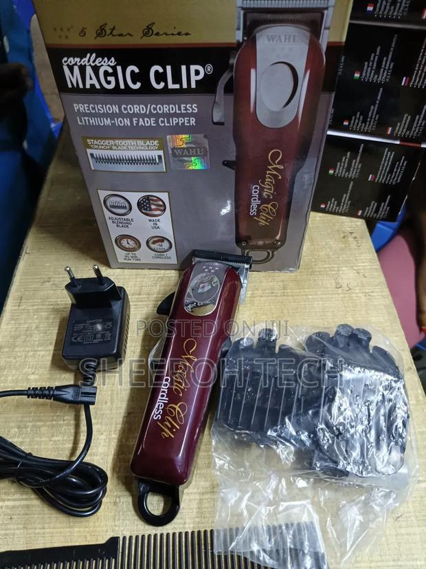 Magic Clippers Shaving - main view