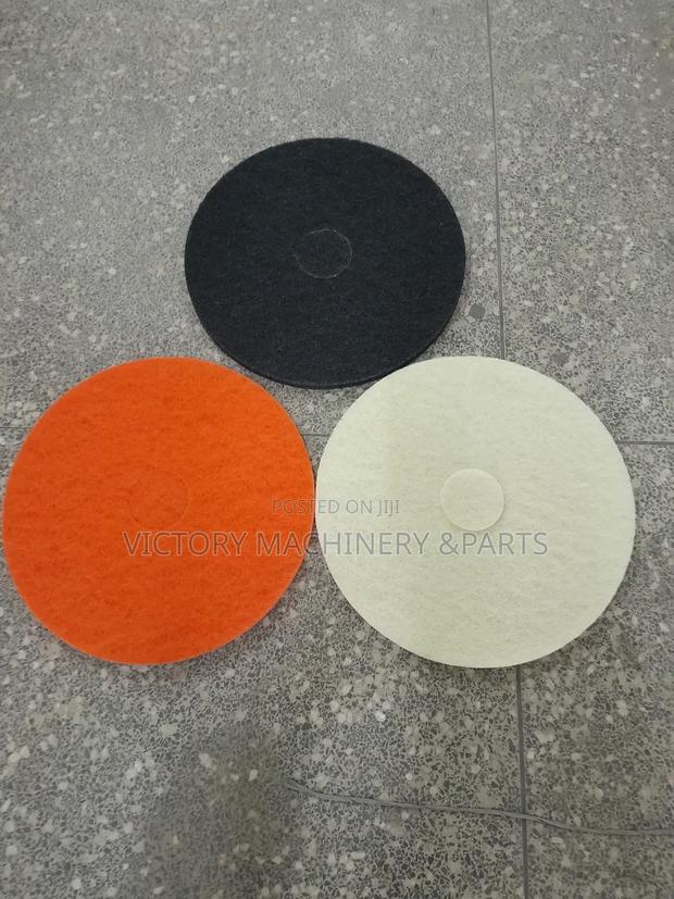 White,Black,Red Pads - main view