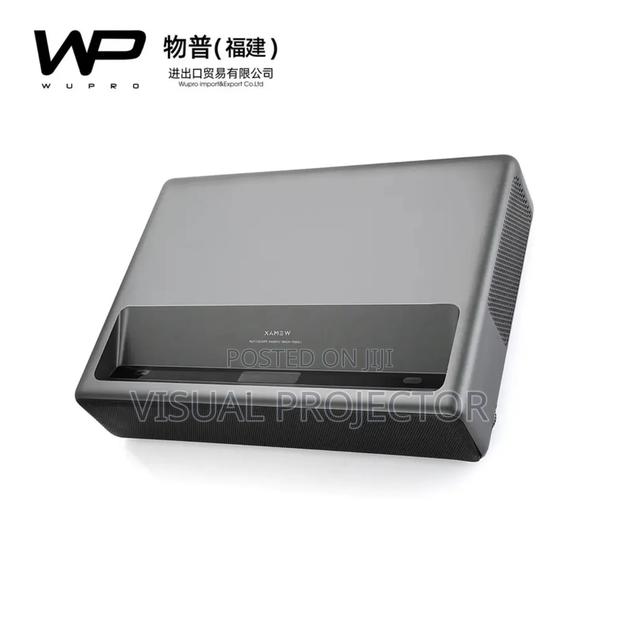 Ultra Short Throw Projector Doubly (Used )