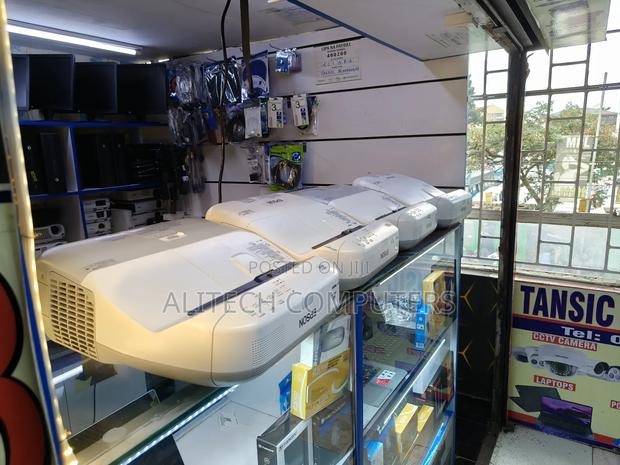 Epson Brightlink 585wi Short Throw Projector - thumbnail 2