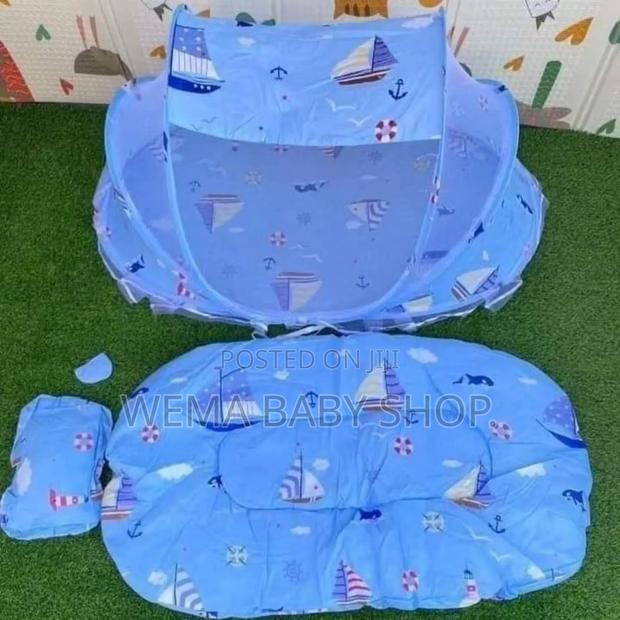 Baby Nest With Mattress and Melody - thumbnail 5