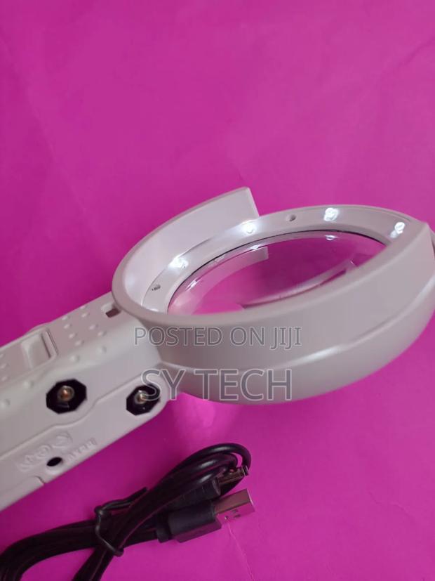 Retractable Desktop Magnifying Glass - thumbnail 3