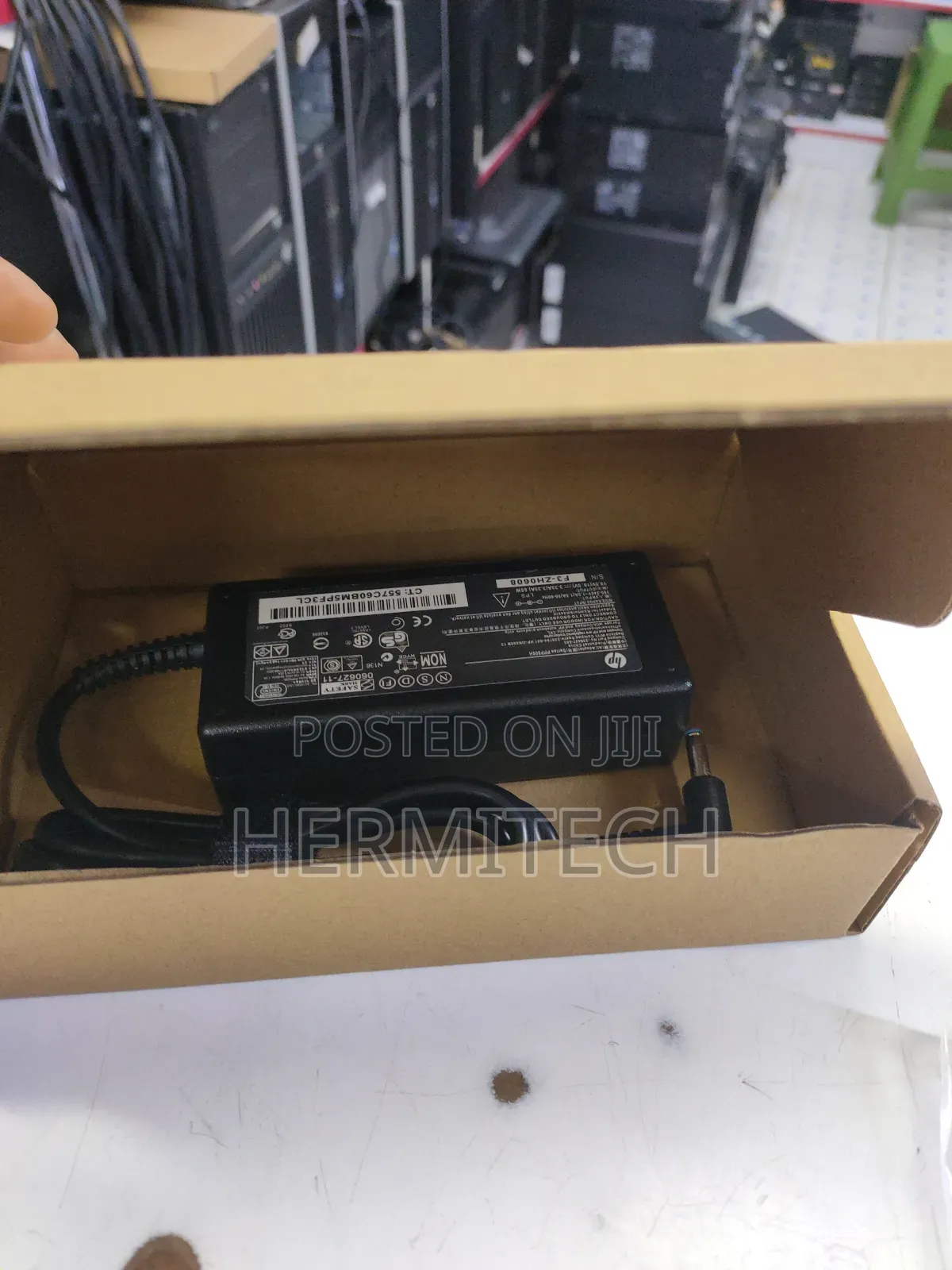 Bluepin Charger