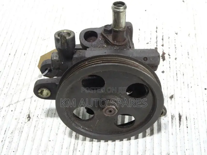 Toyota 4E Power Steering Pump for Starlet, Corolla.