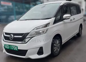 Nissan Serena 2017 White