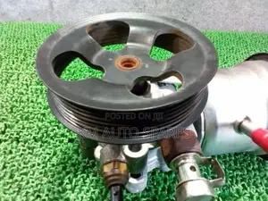 Toyota 1tr Power Steering Pump for Hilux, Hiace, Toyoace.