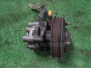 Toyota 3c Power Steering Pump for Townace, Liteace, Noah.