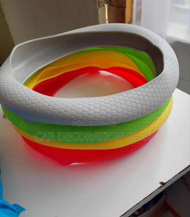 Silicone Steering Wheel Case Cover - thumbnail 2
