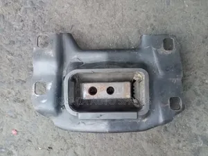 Mazda Premacy Gear Box Mount