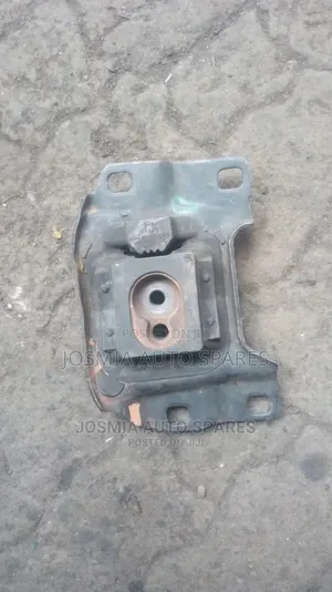 Mazda Premacy Gear Box Mount