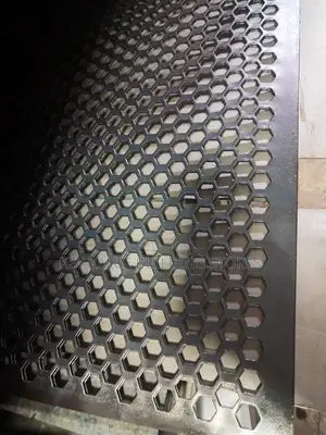 Hexagonal Perforated Ms Sheet 1.2mm×4ft ×8ft