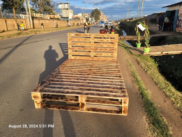 Pallet Bed - 5x6 Pallet Bed
