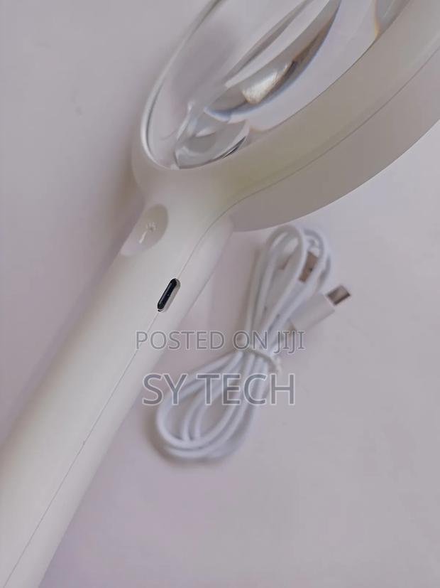 USB Rechargeable 110mm Hand Held Magnifier - main view