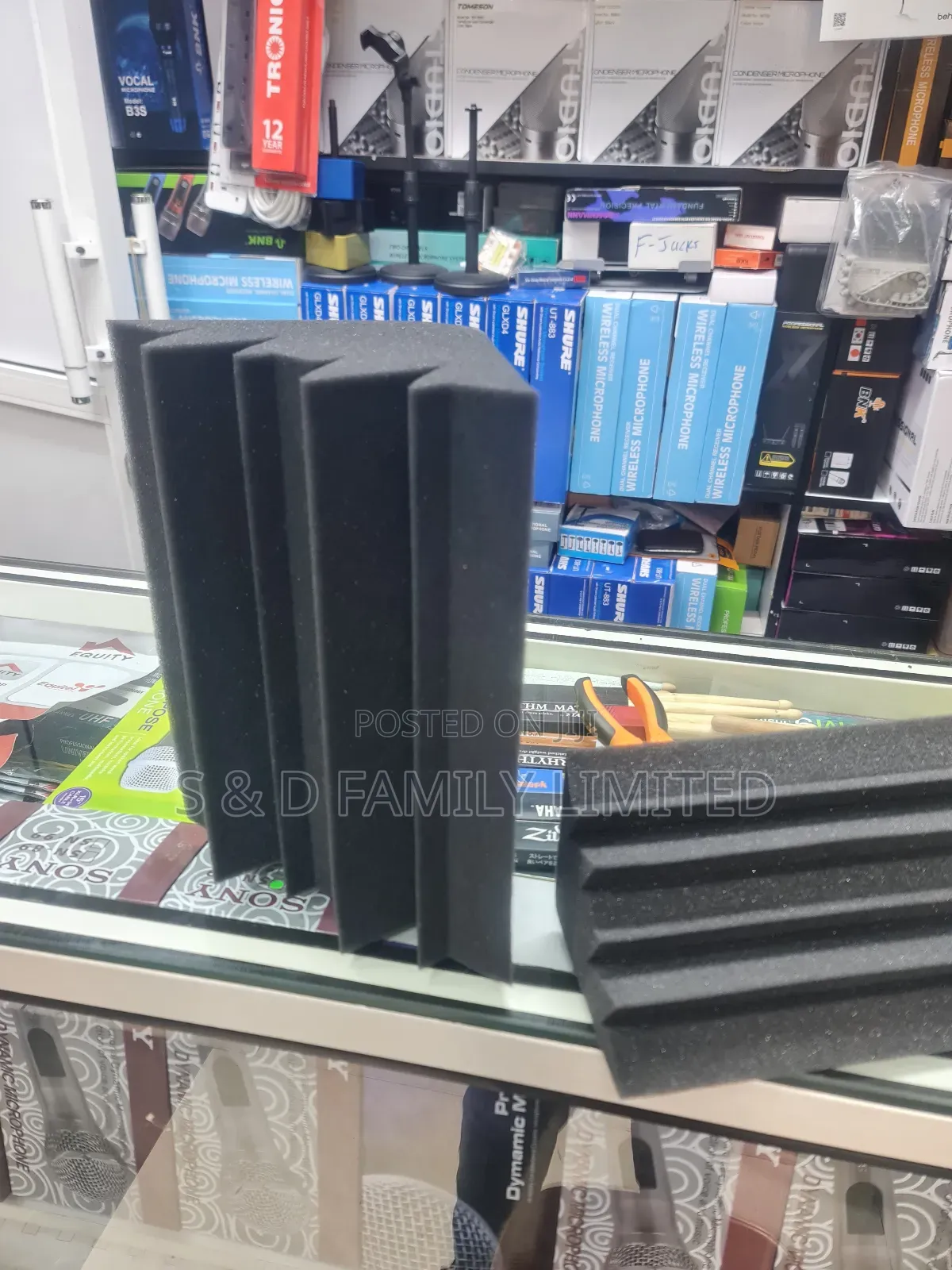 Studio Bass Trap Sound Absorption Foam 18cm by 18cm by 30cm