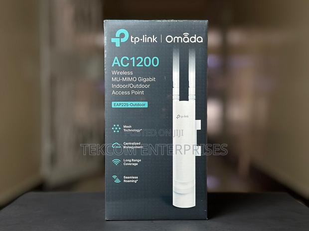 Tp-Link Eap225-Outdoor Access Point - main view
