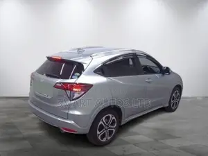 Honda Vezel 1.5 Hybrid 2WD 2017 Silver