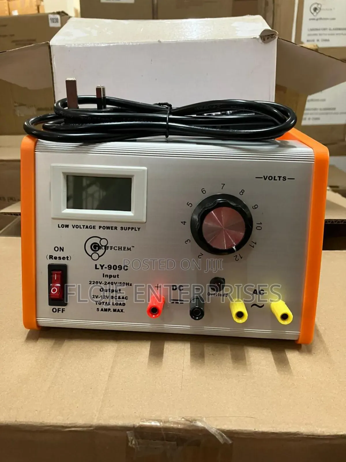 Power Supply Unit With Meters 12V, 5A, Digital
