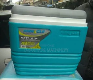 Cooler Box 11 Litres > Professional.