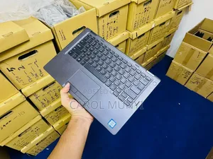 New Laptop Dell Latitude 7390 8GB Intel Core I5 SSD 256GB