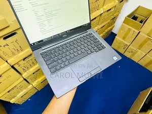 New Laptop Dell Latitude 7390 8GB Intel Core I7 SSD 256GB