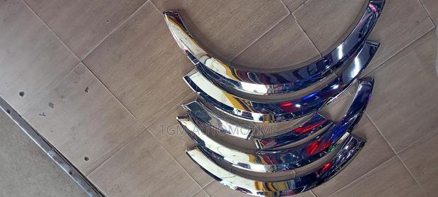 Fender Trims Hiace 7L Chrome